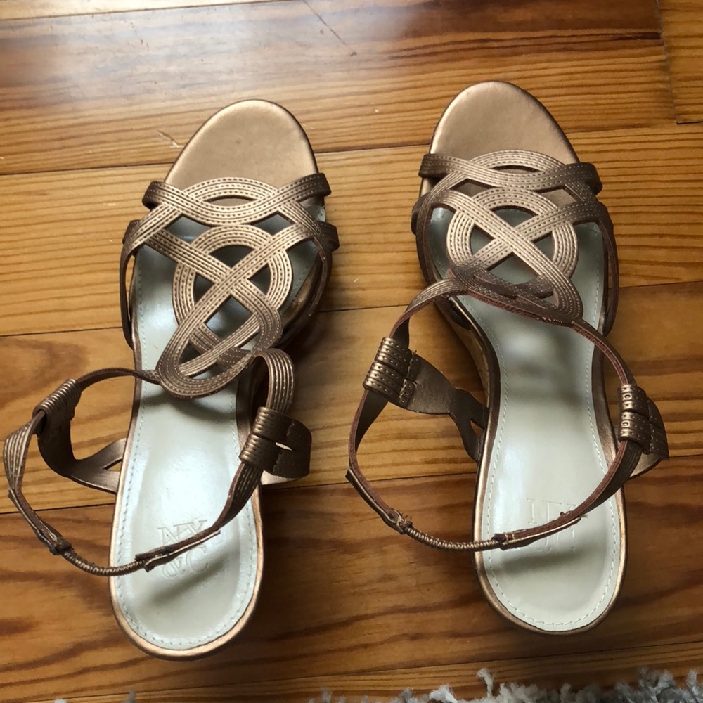 NY&CO wedge sandals